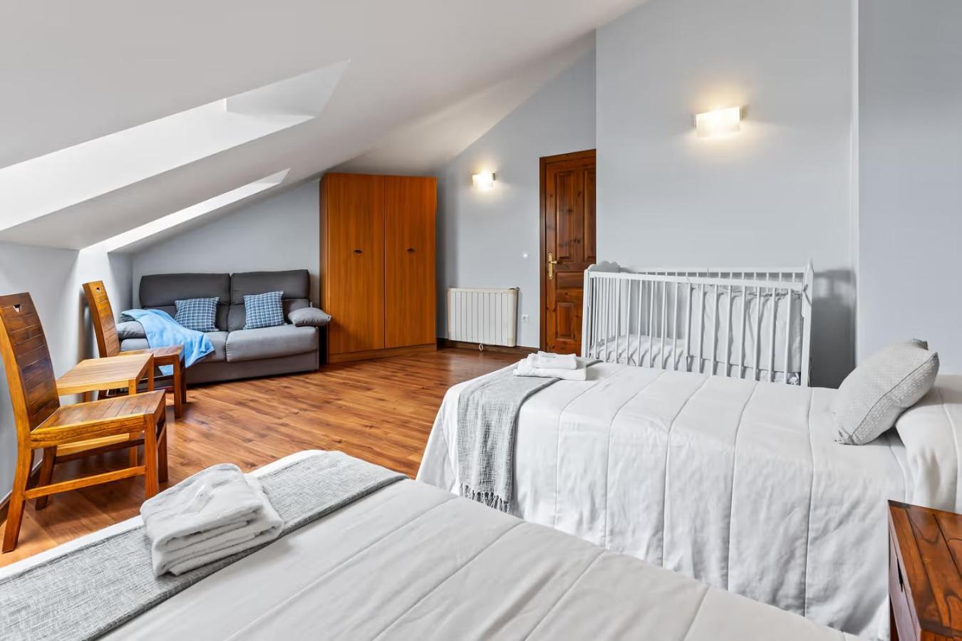 Apartamentos Turisticos As Cetareas Rinlo Oda fotoğraf