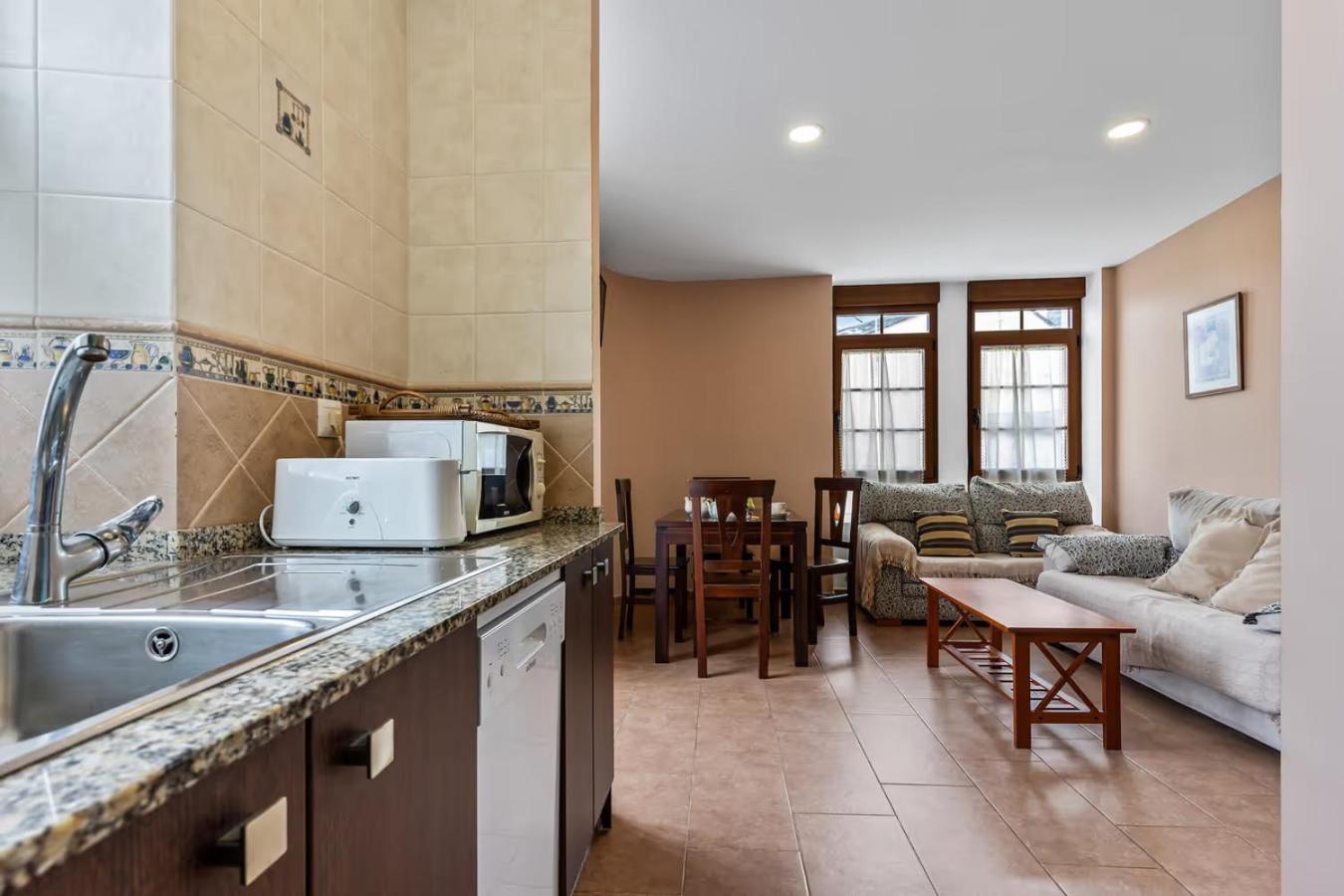 Apartamentos Turisticos As Cetareas Rinlo Oda fotoğraf
