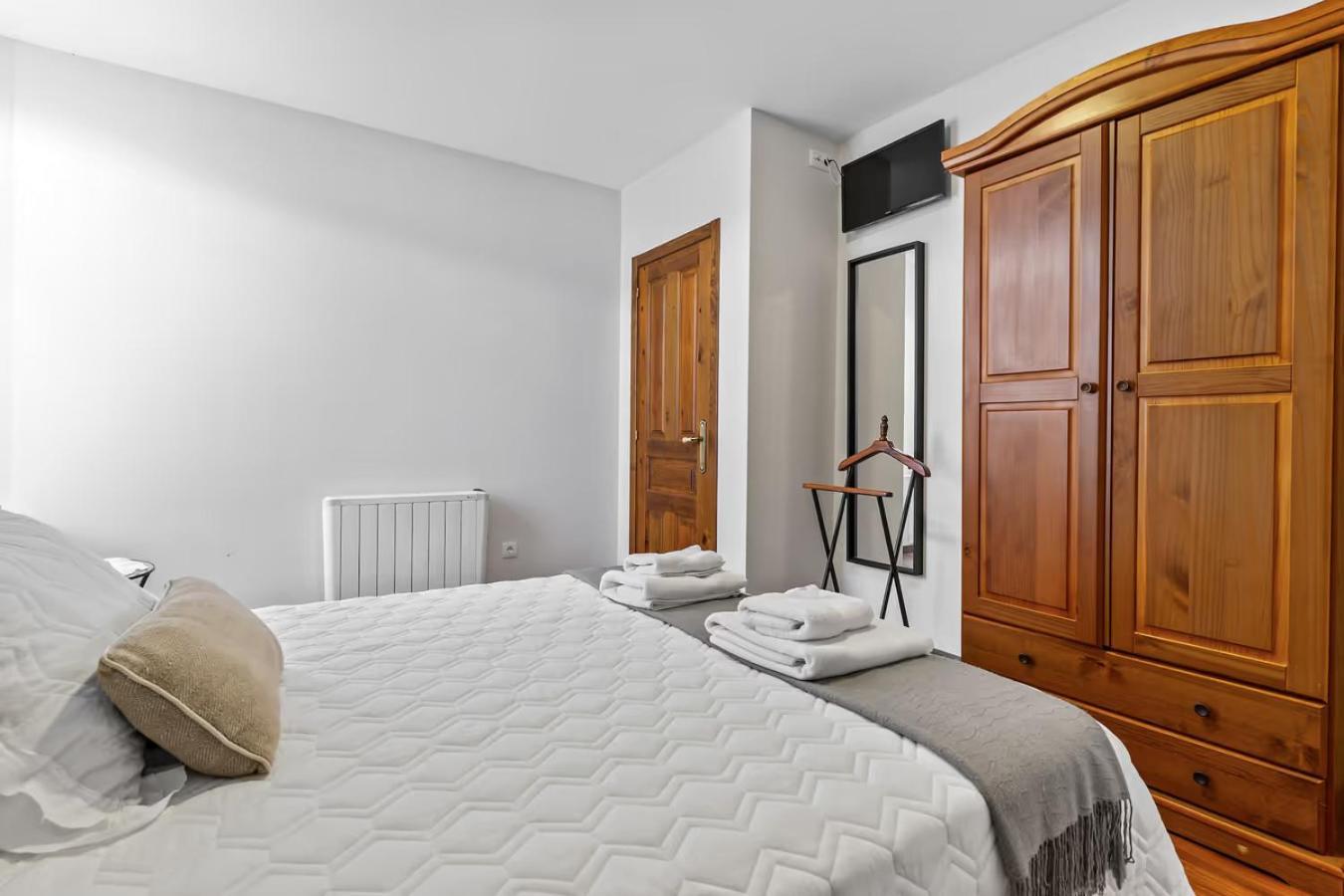 Apartamentos Turisticos As Cetareas Rinlo Oda fotoğraf