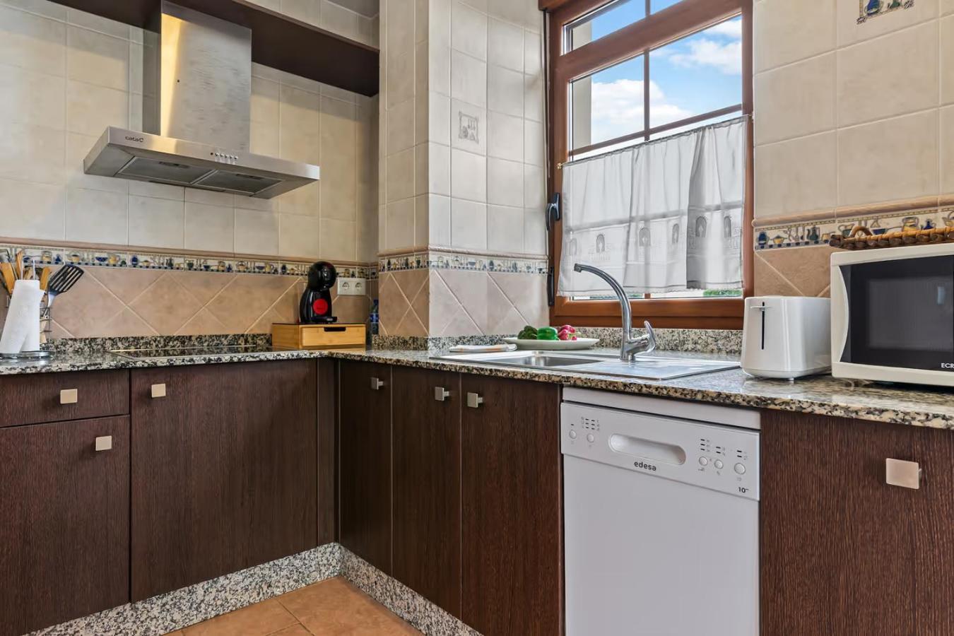 Apartamentos Turisticos As Cetareas Rinlo Oda fotoğraf